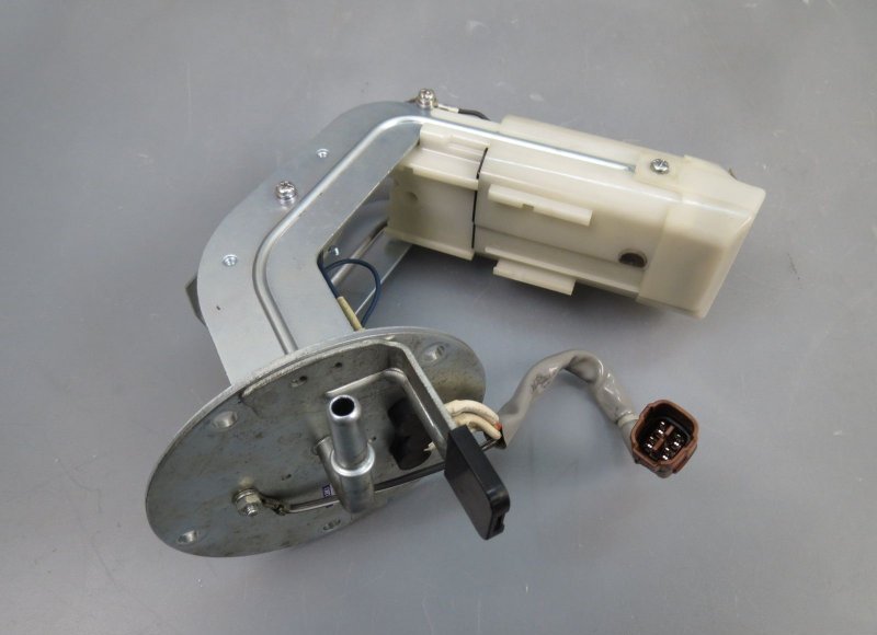 Suzuki Bandit GSF 650 1250 Pompe à Essence Pompe à Carburant Fuel Pump