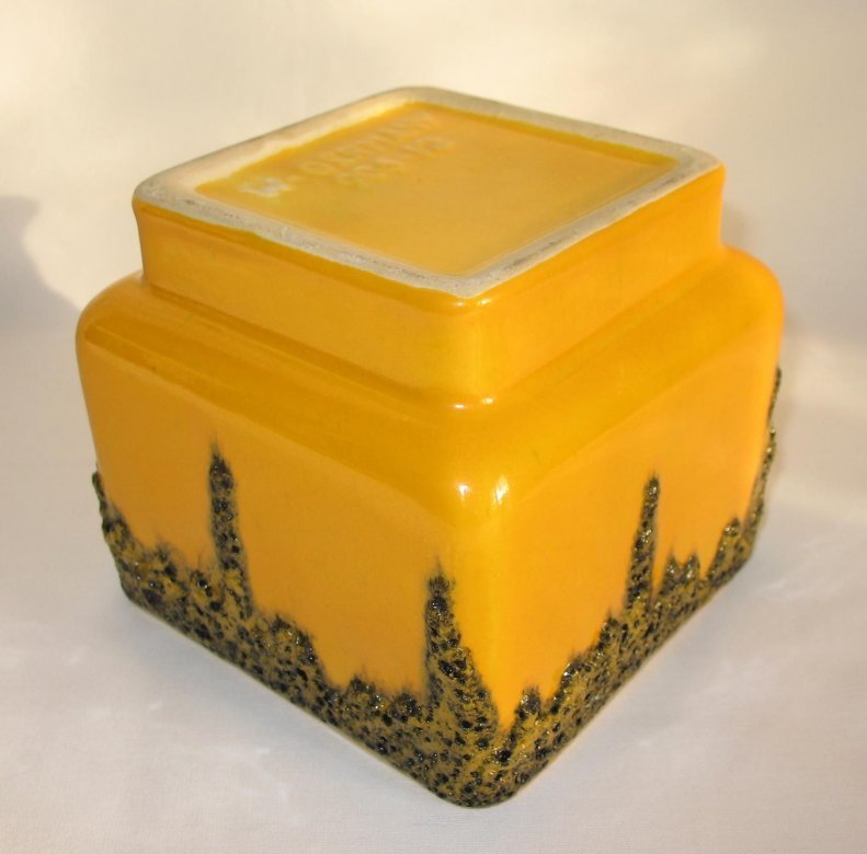 Original 70er Jahre Lava Keramik Übertopf gelb vermutl. Roth Keramik