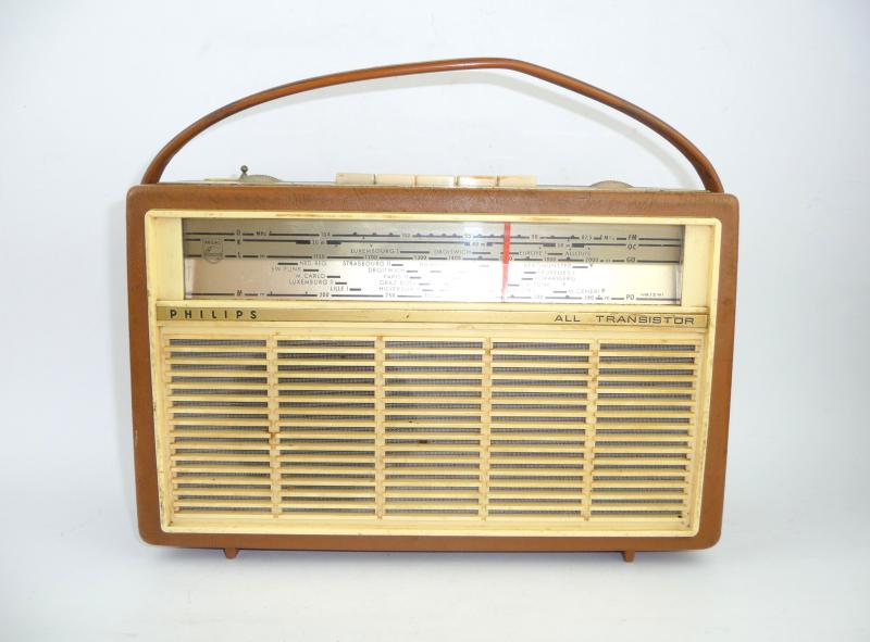 transistor radios 1950s