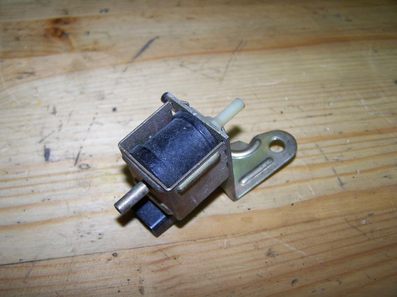 Audi Magnetventil Umschaltventil Klima 437906283A MT2