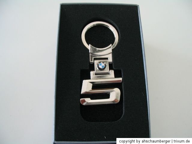 Original Schlüsselanhänger BMW 5er mit Logo  NEU 
