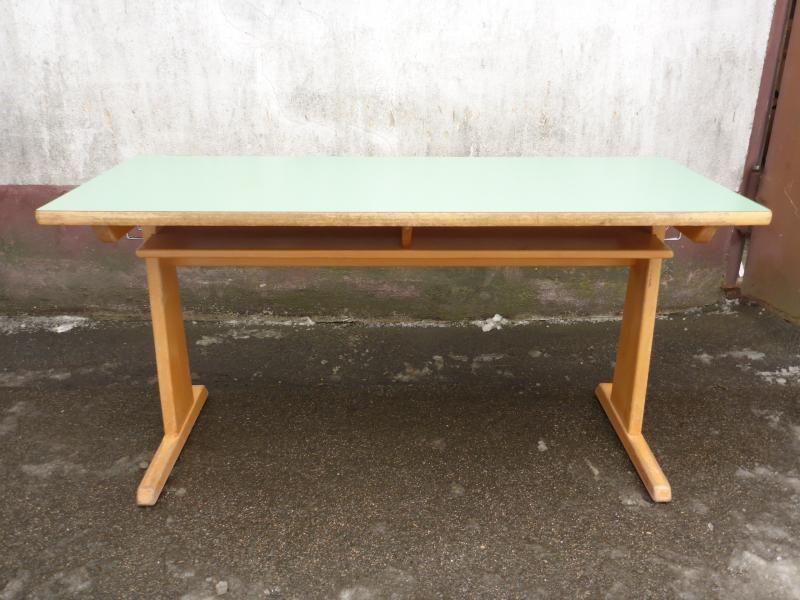 alter Schultisch für Kinder Schreibtisch Tisch Kindertisch alte