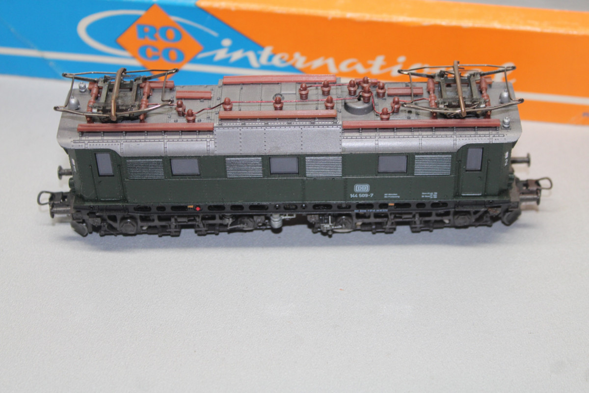 97058048-3dce-455d-84f0-
